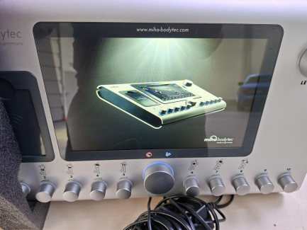 Zdjęcie przedmiotu: Пристрій для електростимуляції м'язів MIHA BODYTEC II