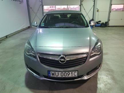 Opel Insignia 1 .6 T Cosmo