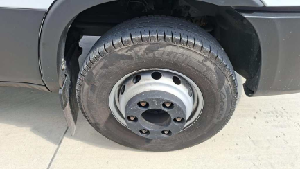 Zdjęcie przedmiotu: Iveco DAILY HI-MATIC E6e 7.2t