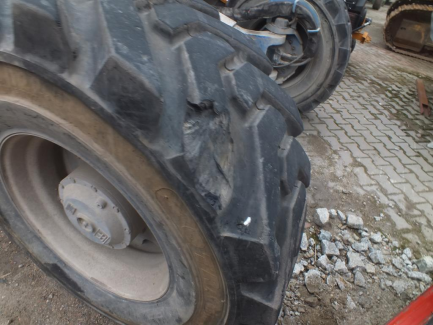 Zdjęcie przedmiotu: GENIE Z 135/70 articulated petrol platform