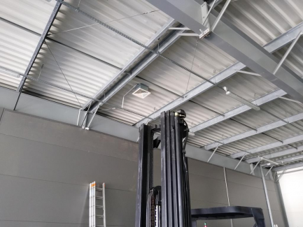 Zdjęcie przedmiotu: W&oacute;zek widłowy wysokiego składowania OM XR 14 ac