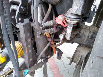 Zdjęcie przedmiotu: AUKCJA PAKIETOWA Ciągnik rolniczy Belarus 1221.2 + Przyczepa zrywkowa Palms 12D/700