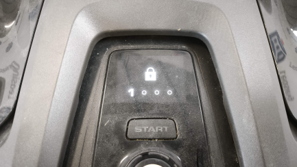 Zdjęcie przedmiotu: Robot koszący HUSQVARNA Automower 310E Nera