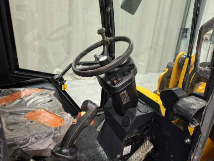 Zdjęcie przedmiotu: Ładowarka kołowa SCHAFFER 2430