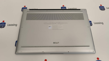 Zdjęcie przedmiotu: Ноутбук ASUS S16 OLED UM5606WA-RK268X RAI9HX370 32G 2 TS R890M 16 120 W11P WHT
