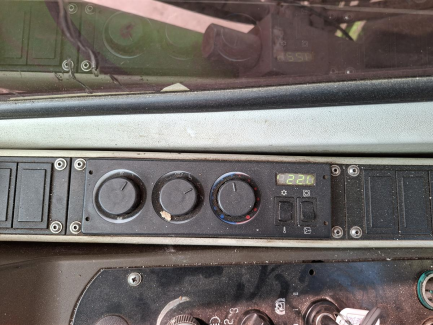 Zdjęcie przedmiotu: SENNEBOGEN 825 material handler