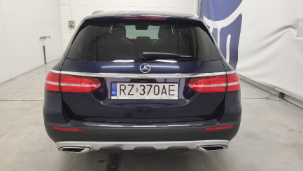 Zdjęcie przedmiotu: Mercedes-Benz E 220 d 4-Matic All-Terrain