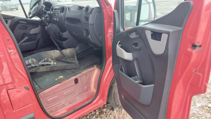 Zdjęcie przedmiotu: RENAULT/CARPOL MASTER FWD dCi E6 3.5t L3H1 Pack ClimS&S+E