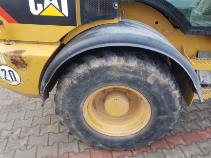 Zdjęcie przedmiotu: Ładowarka kołowa CATERPILLAR 908H2