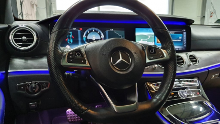 Zdjęcie przedmiotu: Mercedes-benz E 220d 9G-TRONIC