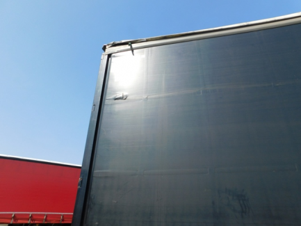 Zdjęcie przedmiotu: KRONE SD Curtain semitrailer