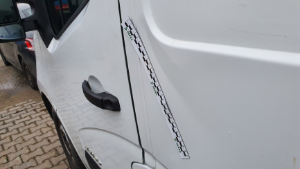 Zdjęcie przedmiotu: Renault Master dCi 100 L3H2 Pack Clim Euro 5