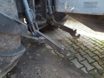 Zdjęcie przedmiotu: VALTRA T213 VERSU agricultural tractor