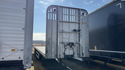 Zdjęcie przedmiotu: ZASŁAW D-651A