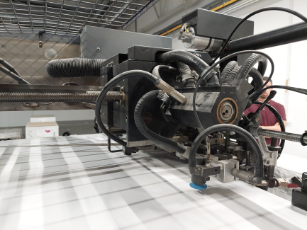 Zdjęcie przedmiotu: Чотириколірна листова офсетна машина Manroland 704 3B LV HiPrint