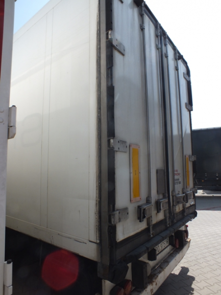 Zdjęcie przedmiotu: SCHMITZ CARGOBULL SK0 24 / L-13.4FP80 / 60 isothermal semi-trailer