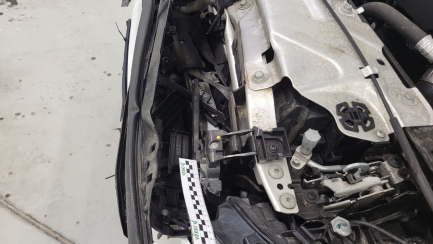 Zdjęcie przedmiotu: BMW 318i M Sport aut Oświadczenie o utracie DR