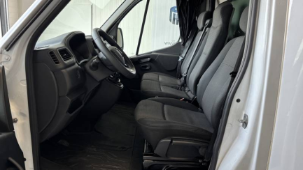Zdjęcie przedmiotu: RENAULT/BMB MASTER FWD 2.3 dCi E6 3.5t L3H1 Extra S&S+E