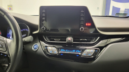 Zdjęcie przedmiotu: Toyota C-HR 2.0 Executive CVT