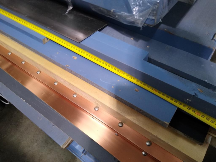 Zdjęcie przedmiotu: Wiosenne obniżki| Prowizja 0% A set of display cabinets (Two-door closed cabinet 1200x330x960mm - 4 pcs., Glass shelves 400x600 - 4 pcs., Glass shelves 1400x300 - 2 pcs.)