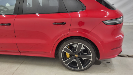 Zdjęcie przedmiotu: Porsche Cayenne Turbo Błędny wpis mocy i pojemności silnika w DR