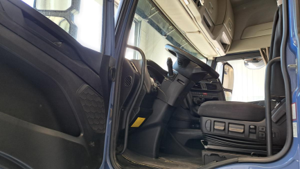 Zdjęcie przedmiotu: Iveco STRALIS E6d 18.0t LNG