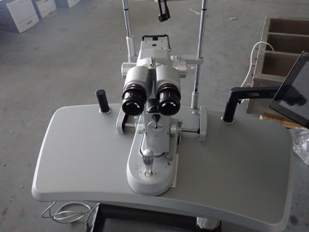 Zdjęcie przedmiotu: Medical laser for 2RT ELLEX MEDICAL PTY 2 RT LR1532 therapy