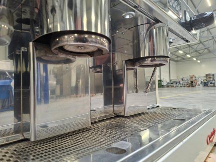 Zdjęcie przedmiotu: Кавомашина на 2 групи ASTORIA FORMA II GR