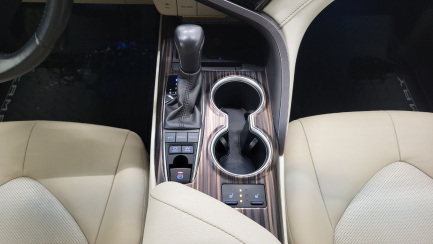 Zdjęcie przedmiotu: Toyota Camry 2.5 Hybrid Executive CVT