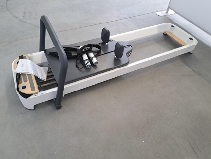 Zdjęcie przedmiotu: Balanced Body Allegro 2 Pilates Reformer