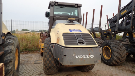 Zdjęcie przedmiotu: VOLVO SD130 DX combination roller