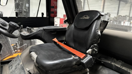 Zdjęcie przedmiotu: Spalinowy w&oacute;zek widłowy Linde H50T-02 