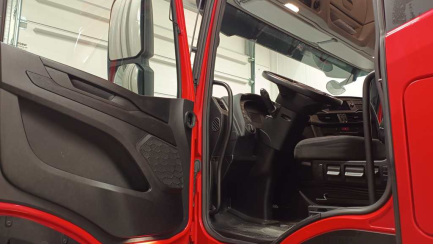 Zdjęcie przedmiotu: Iveco S-Way E6d 18.0t Oświadczenie o utracie DR