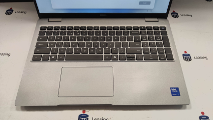 Zdjęcie przedmiotu: Notebook / Laptop Dell Precision 3590 N002P3590EMEA_VP - Core Ultra 7 155H/15.6" FHD IPS/RAM 32GB/512GB/RTX 500 Ada/Grey/Win 11 Pro/3OS ProSupport NBD