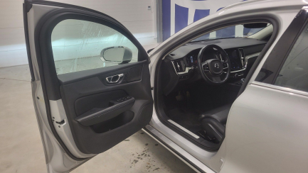Zdjęcie przedmiotu: Volvo V60 B4 B Inscription aut