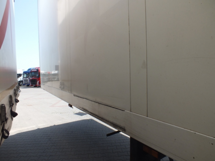 Zdjęcie przedmiotu: SCHMITZ CARGOBULL SK0 24 / L-13.4FP80 / 60 isothermal semi-trailer