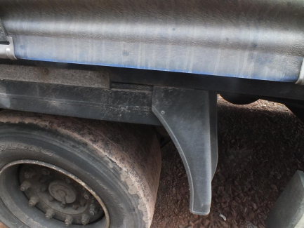 Zdjęcie przedmiotu: KRONE SD Curtain trailer