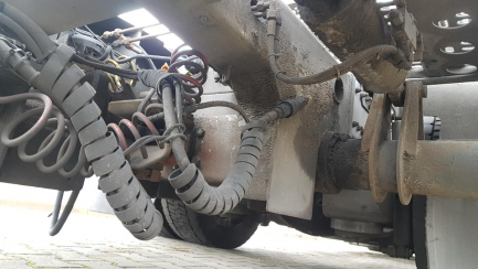 Zdjęcie przedmiotu: PACKAGE AUCTION SCANIA P 380 LB4x2 MLB + Silver Car trailer SRBU 62