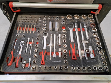 Zdjęcie przedmiotu: Workshop equipment set