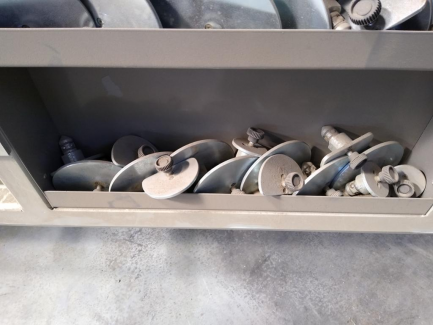 Zdjęcie przedmiotu: Pneumatic press for mounting PMJ-SZ drawers