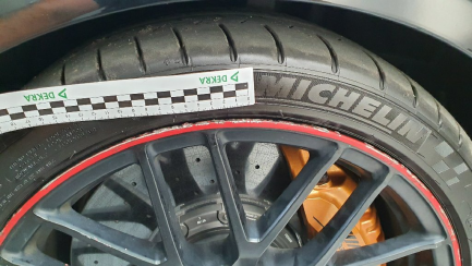 Zdjęcie przedmiotu: Mercedes-benz C63 AMG