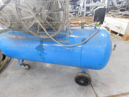 Zdjęcie przedmiotu: A set for spraying and polyurethane injection