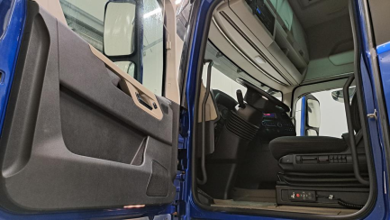 Zdjęcie przedmiotu: Ford F-MAX 12.7 TDCi E6d 18.0t