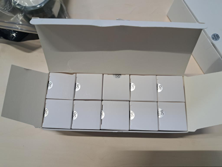 Zdjęcie przedmiotu: Апарат косметичний Радіочастотна мікроголка MR18-2S