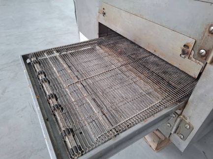 Zdjęcie przedmiotu: Piec do pizzy taśmowy Lincoln Impinger II Fast Bake/1164A