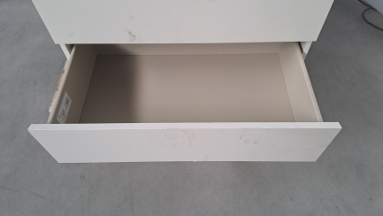 Zdjęcie przedmiotu: Furniture set: desk, container, chest of drawers