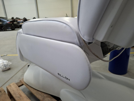 Zdjęcie przedmiotu: Elektryczne fotele kosmetyczne &ndash; 2 szt. ACTIV TS-2128E