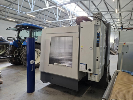 Zdjęcie przedmiotu: Pionowe centrum obr&oacute;bcze HAAS VF-3SS