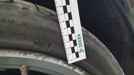 Zdjęcie przedmiotu: Mercedes-benz E220 d 4-Matic 9G-TRONIC