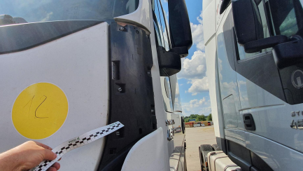 Zdjęcie przedmiotu: Iveco AS440T/P 4x2 Hi-Way